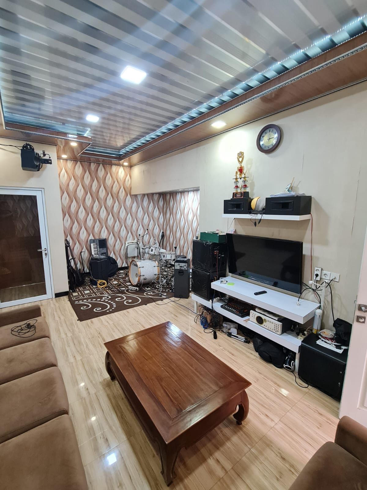 DiJual Rumah Semi Furnished Grand Taruma Karawang